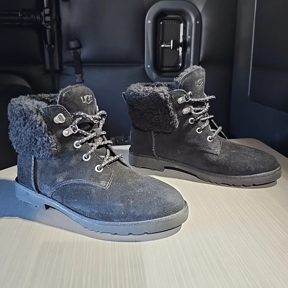 UGGS Romley Heritage Black Sherpa Lined‎ Leather Lace-Up Boots Women's 8 NWOT